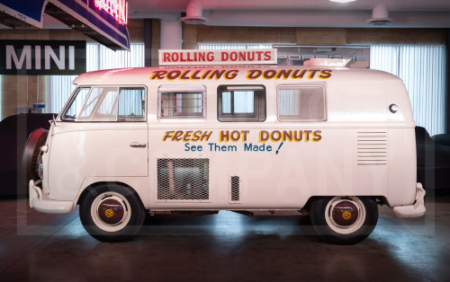 1962 Volkswagen Type 2 Deluxe Microbus | Gooding & Company